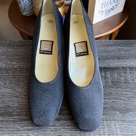 Nina Black Textured Fabric Pumps Block Heels US7.5 - Picture 2 of 9